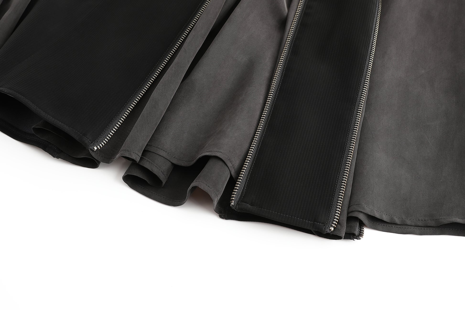 Zip-up Long Skirt